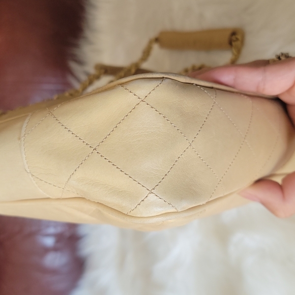 CHANEL Vintage - Picture 9 of 17